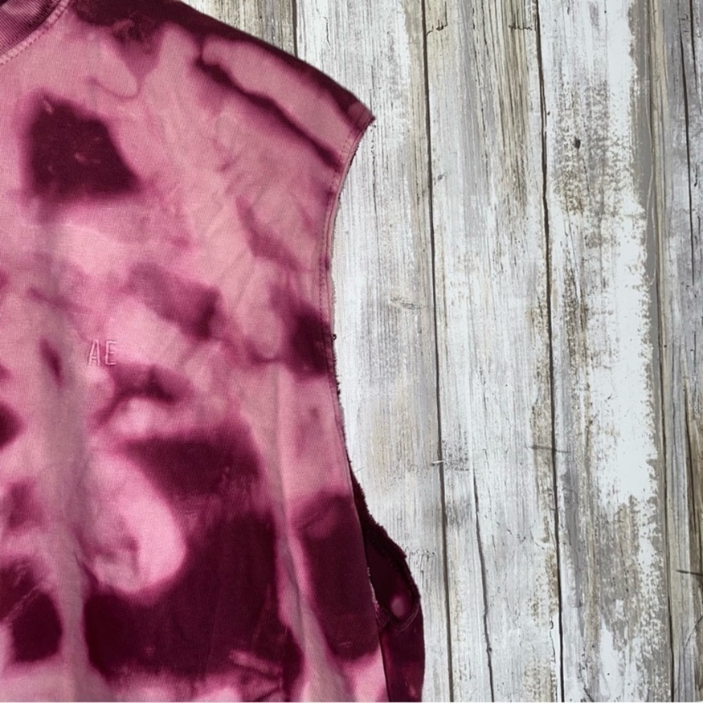 American Eagle Pink Dye Muscle Tee - Picture 2 of 5